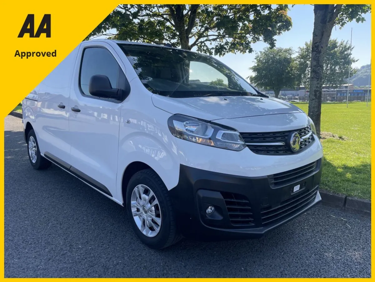 Opel Vivaro 2900 Dynamics S/S Free Delivery - Image 1