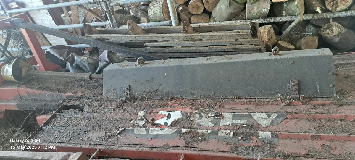 Topper - Image 4