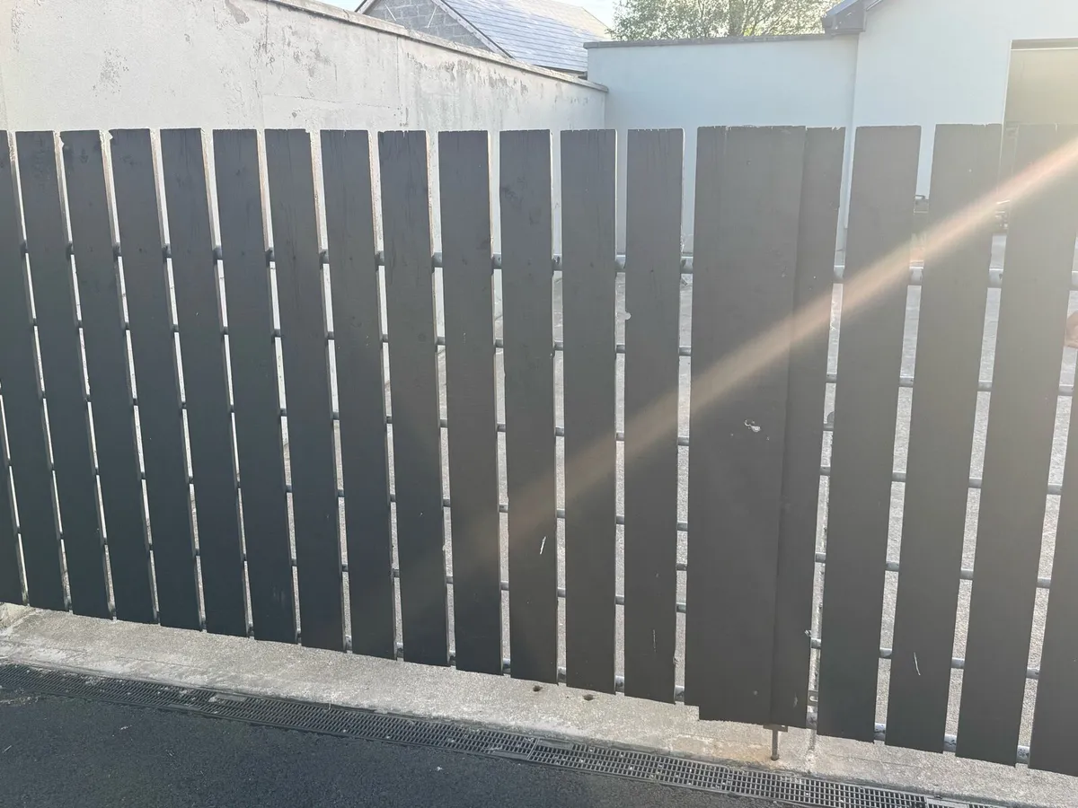 Galvanised gates - Image 3