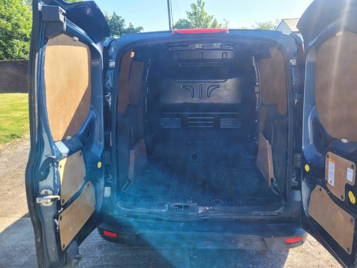 2018 Ford Transit Connect - Image 3