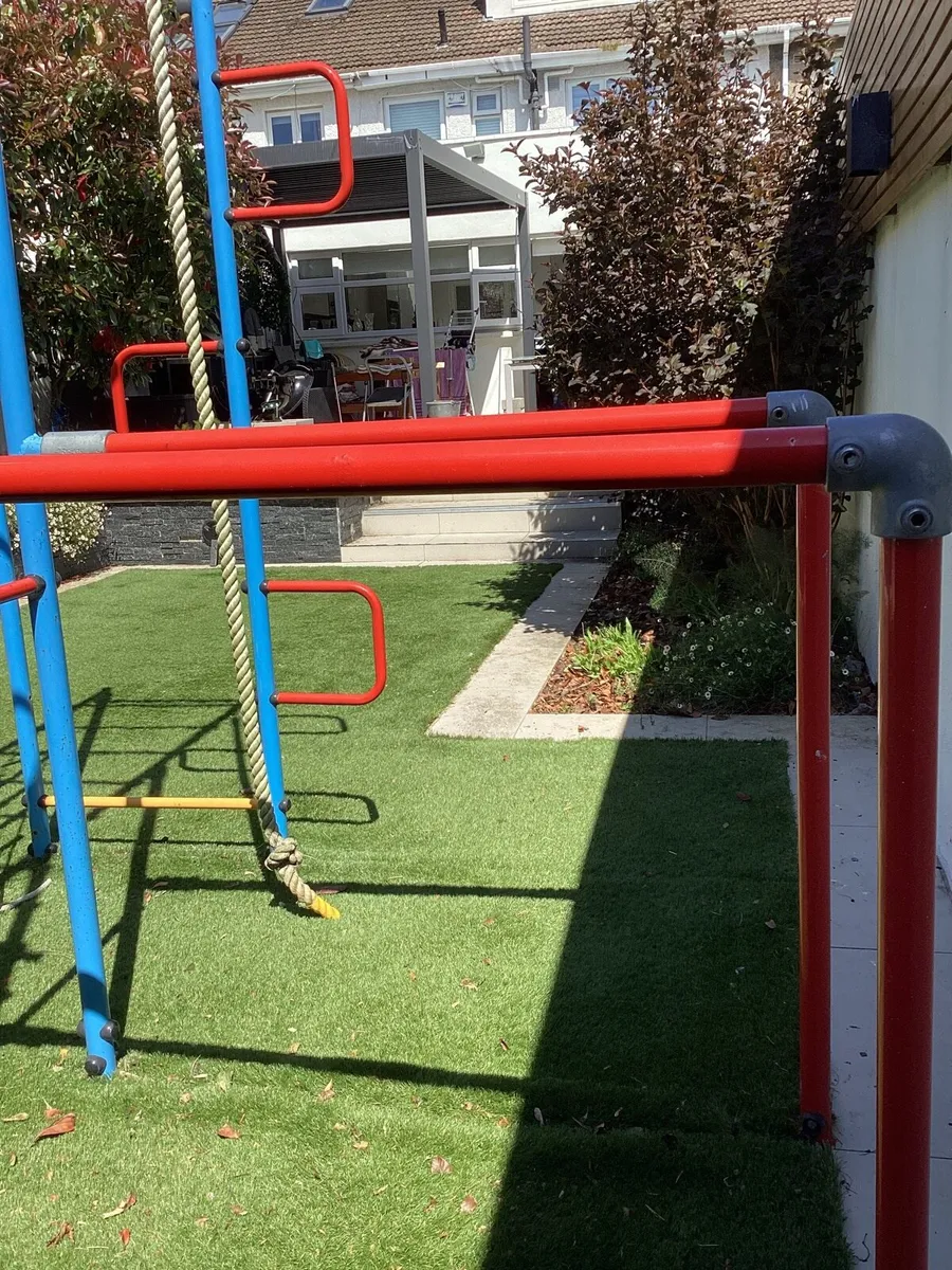 Climbing frame for garden - Image 2