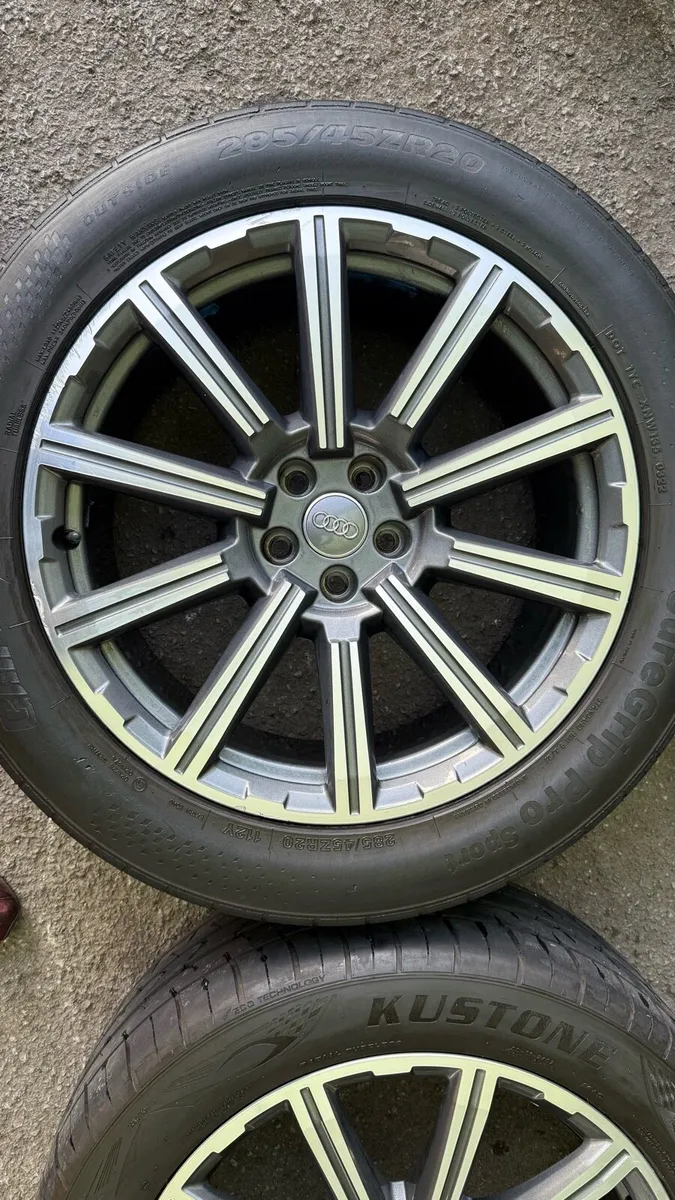 Audi Genuine Q7 Q5 alloys - Image 2