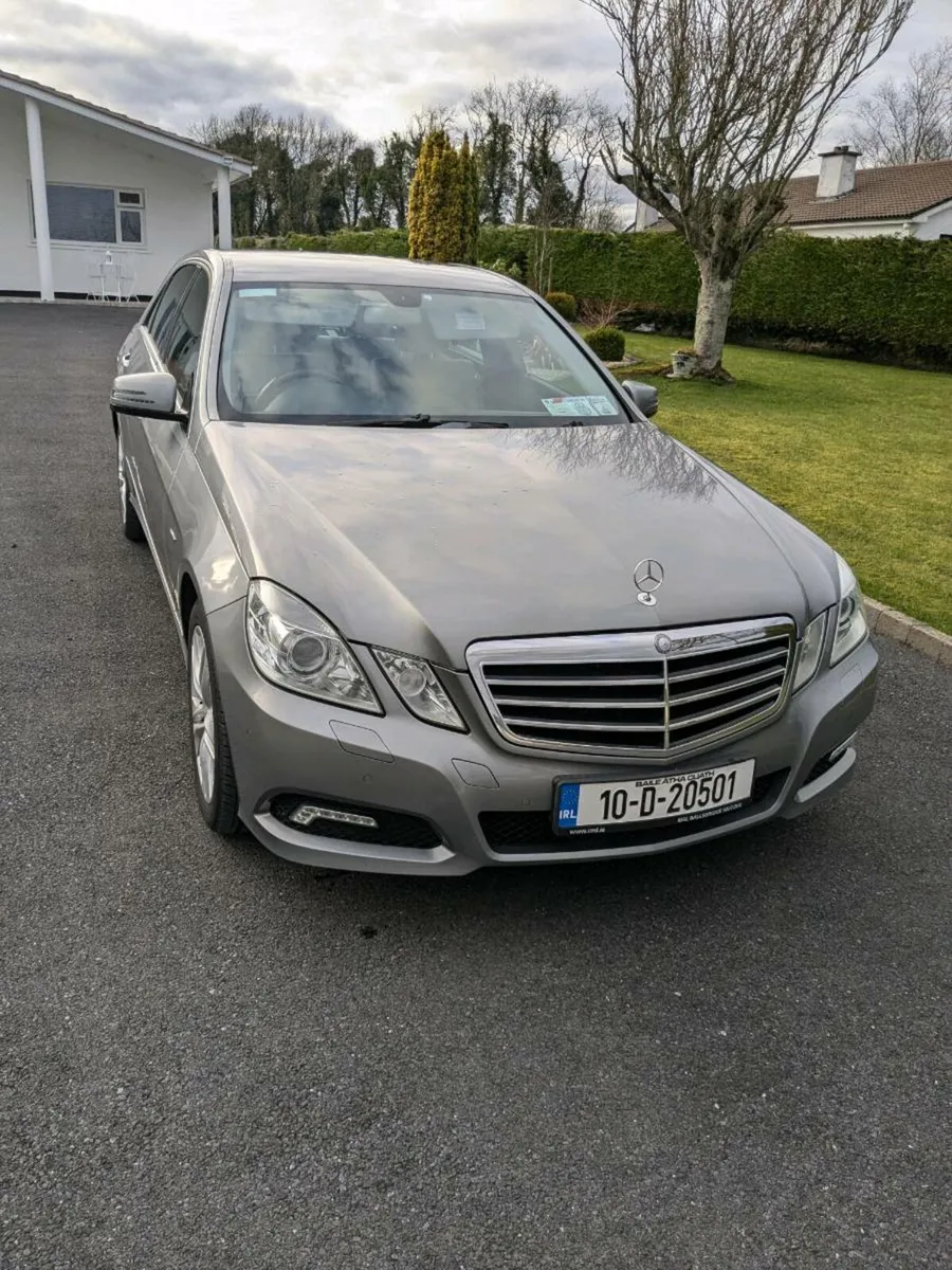 E class Mercedes - Image 1