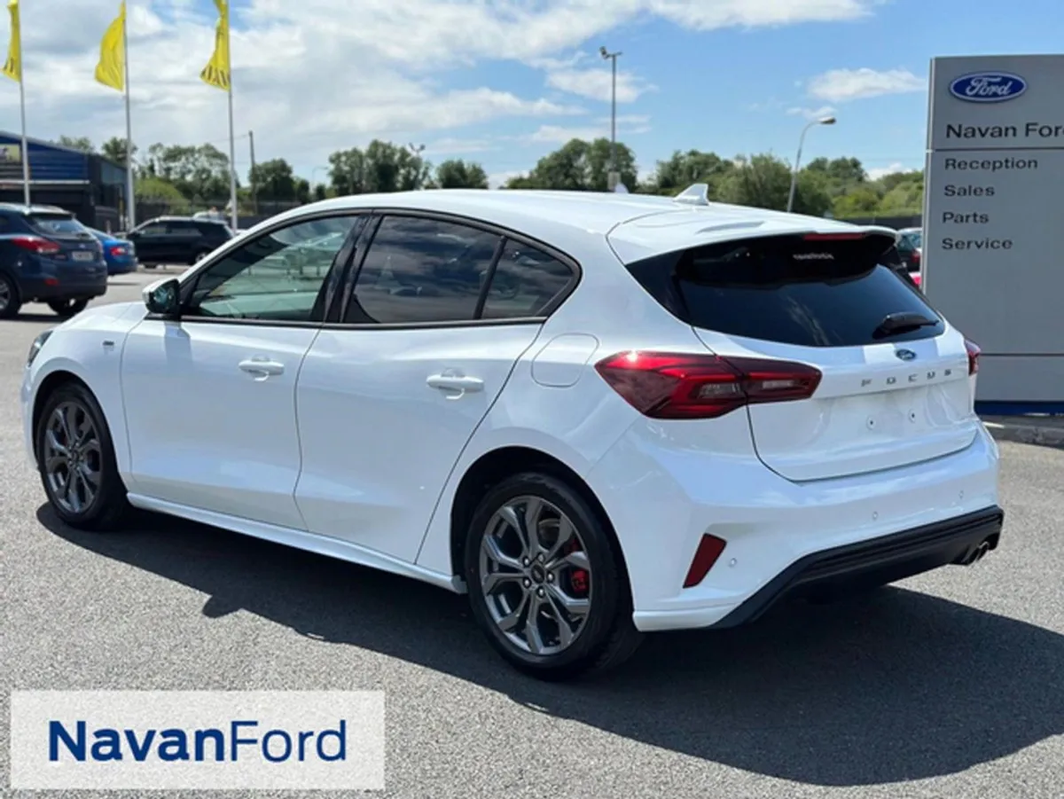 Ford Focus St-line 1.0 Ecoboost Hybrid 125Ps - Image 3