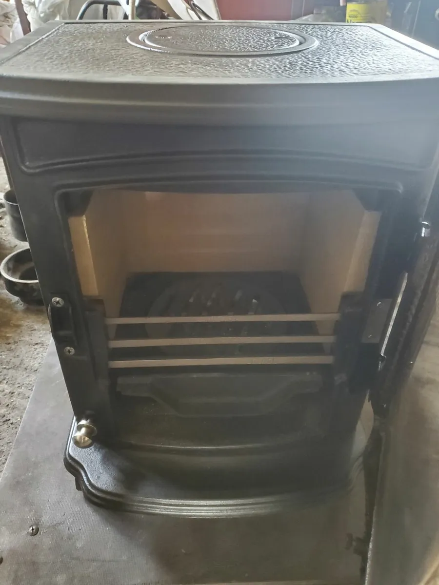 Stanley Oisin solid fuel stove - Image 2