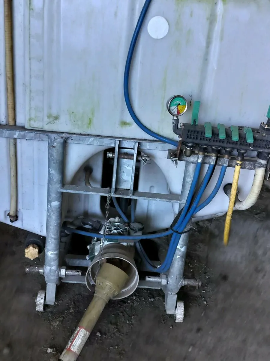 Sprayer - Image 3