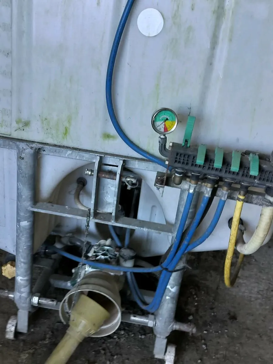Sprayer - Image 4