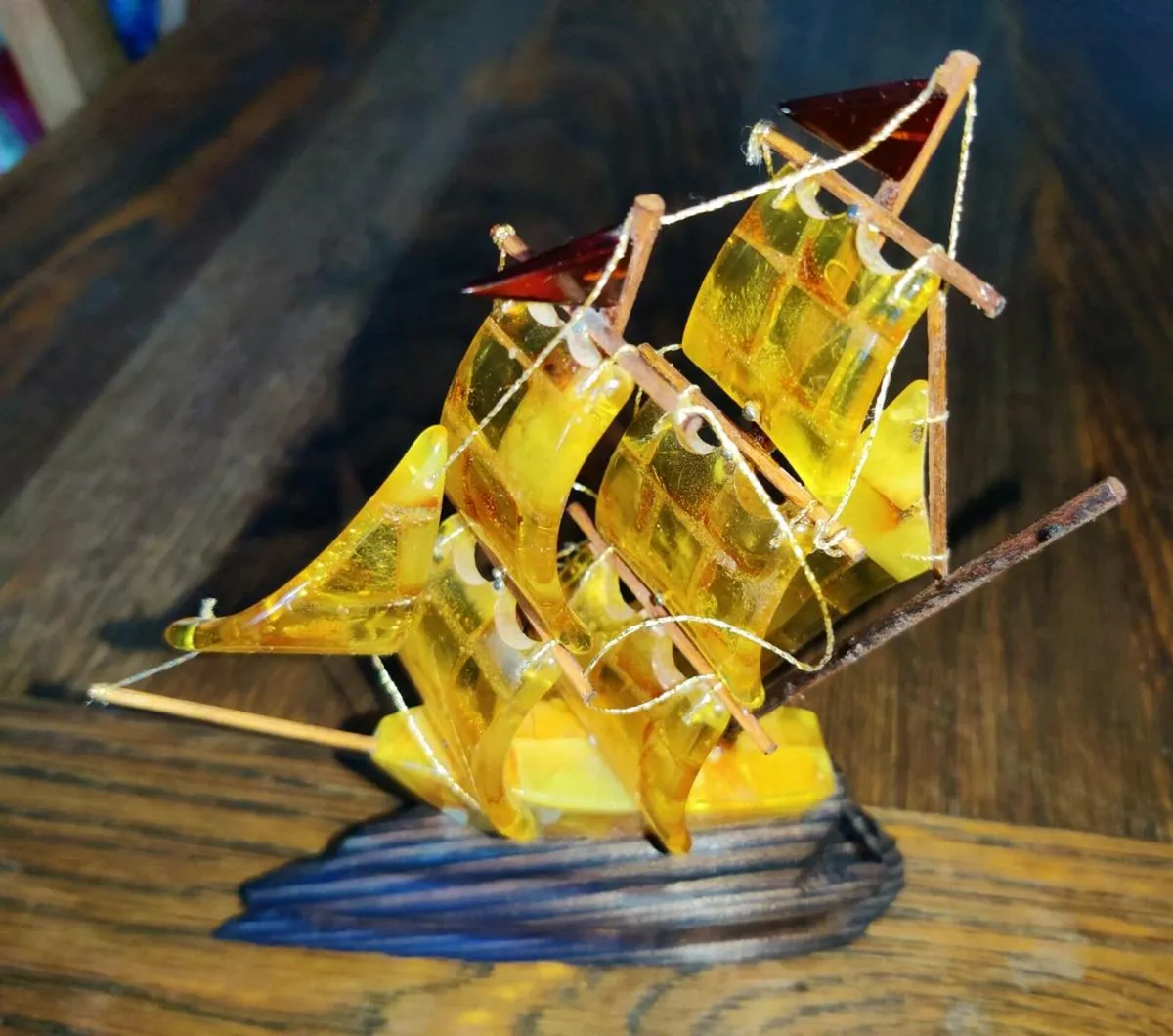 14TH CENTURY AMBER BOAT, 5"Tall Hand Made ! - Image 1