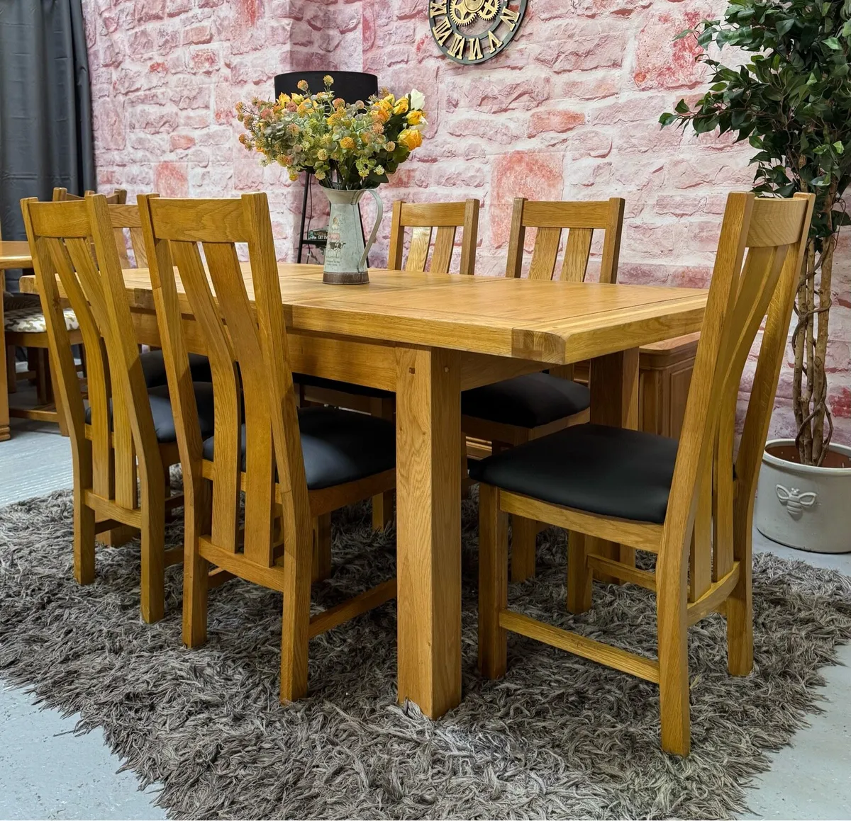 Oak kitchen table & 6 chairs/dining set - Image 2