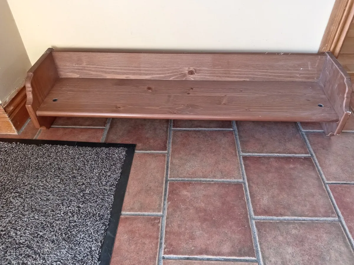 Wall shelf