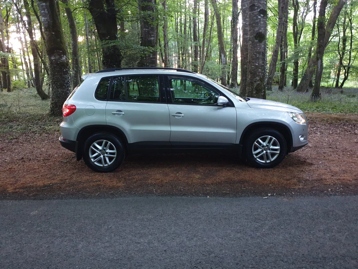 10  VW TIGUAN 2.0 TDI 140 BHP 6 SPEED SUV - Image 4