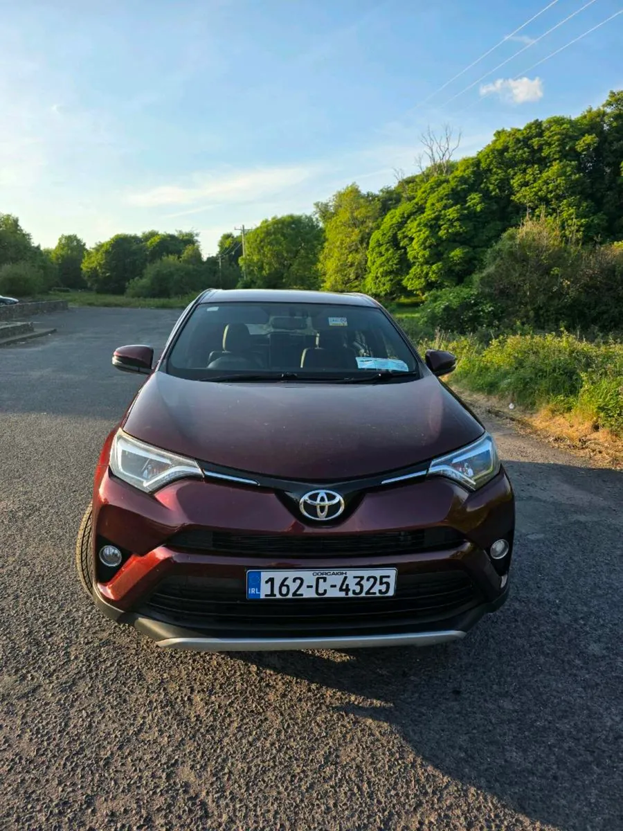 Toyota rav 4 2.0D-4D LUNA SPORT 4DR - Image 1