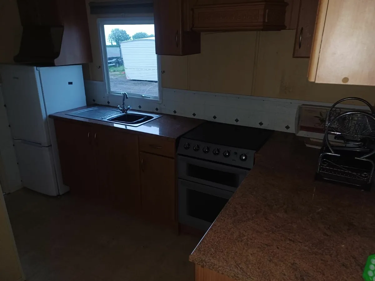 Mobile home - Image 1