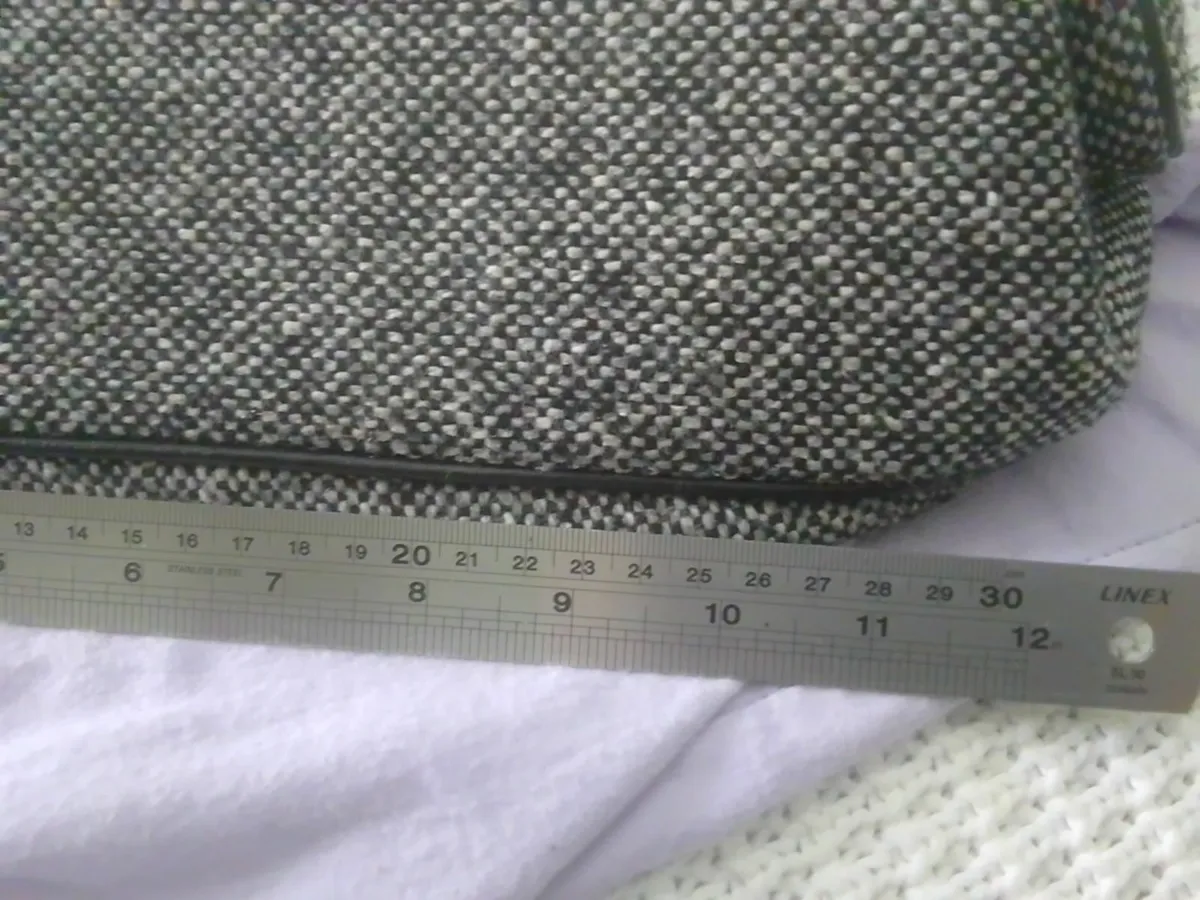 LULU GUINNESS VINTAGE BLACK & WHITE TWEED BAG - Image 4