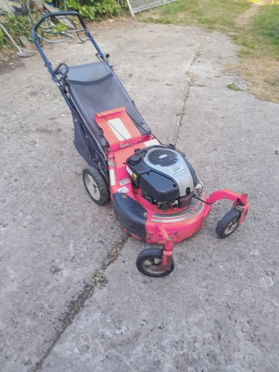 Lawnmower - Image 2