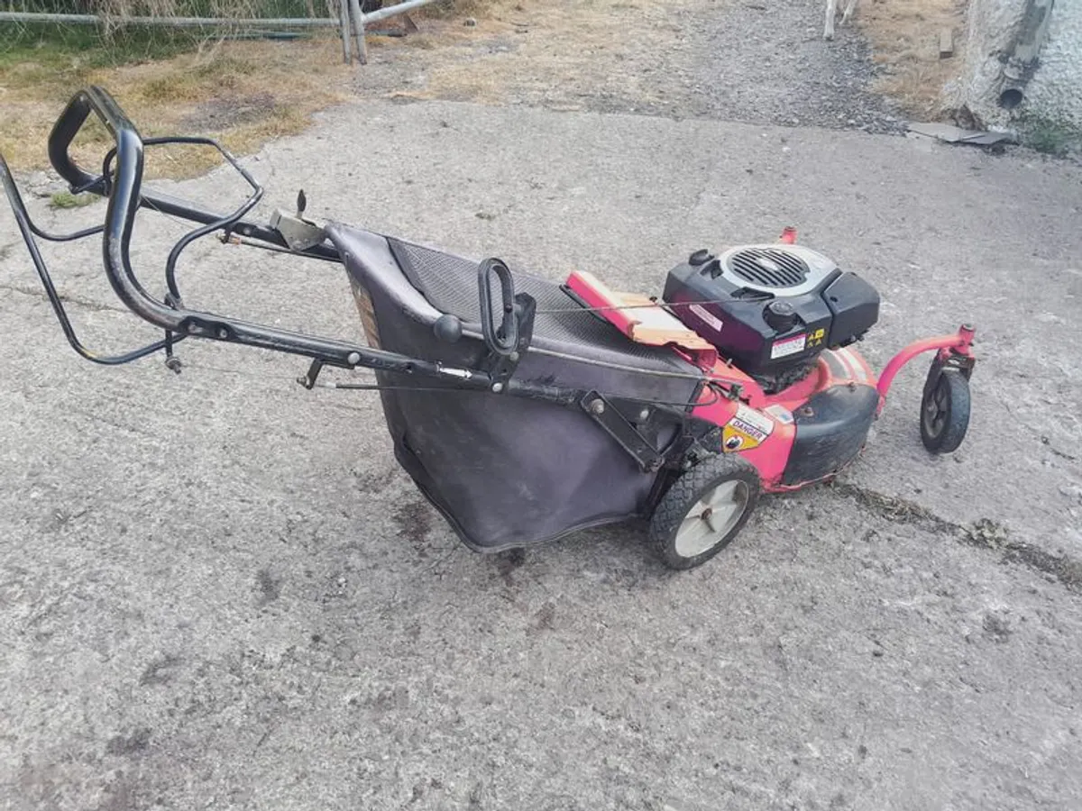 Lawnmower - Image 3