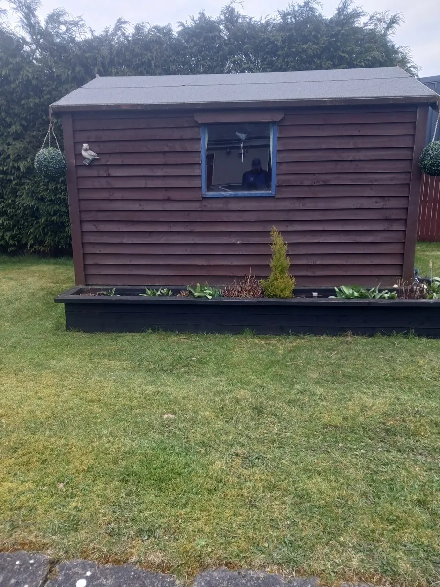 garden shed/playhouse - Image 3