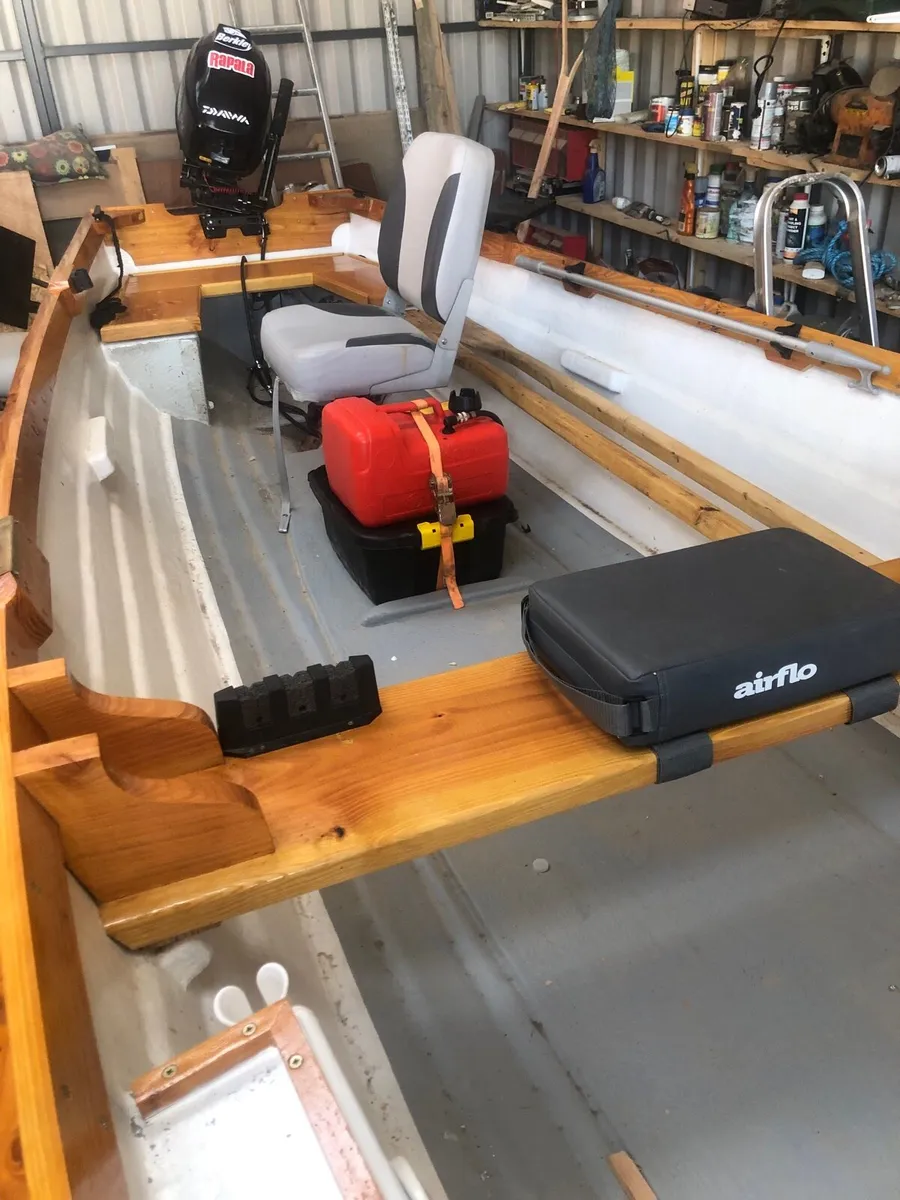 19ft custom Burke anglers fancy - Image 1