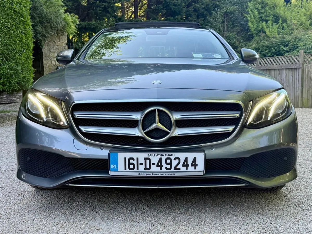 Mercedes-Benz E-Class 220 D SE Premium  panoramic - Image 2