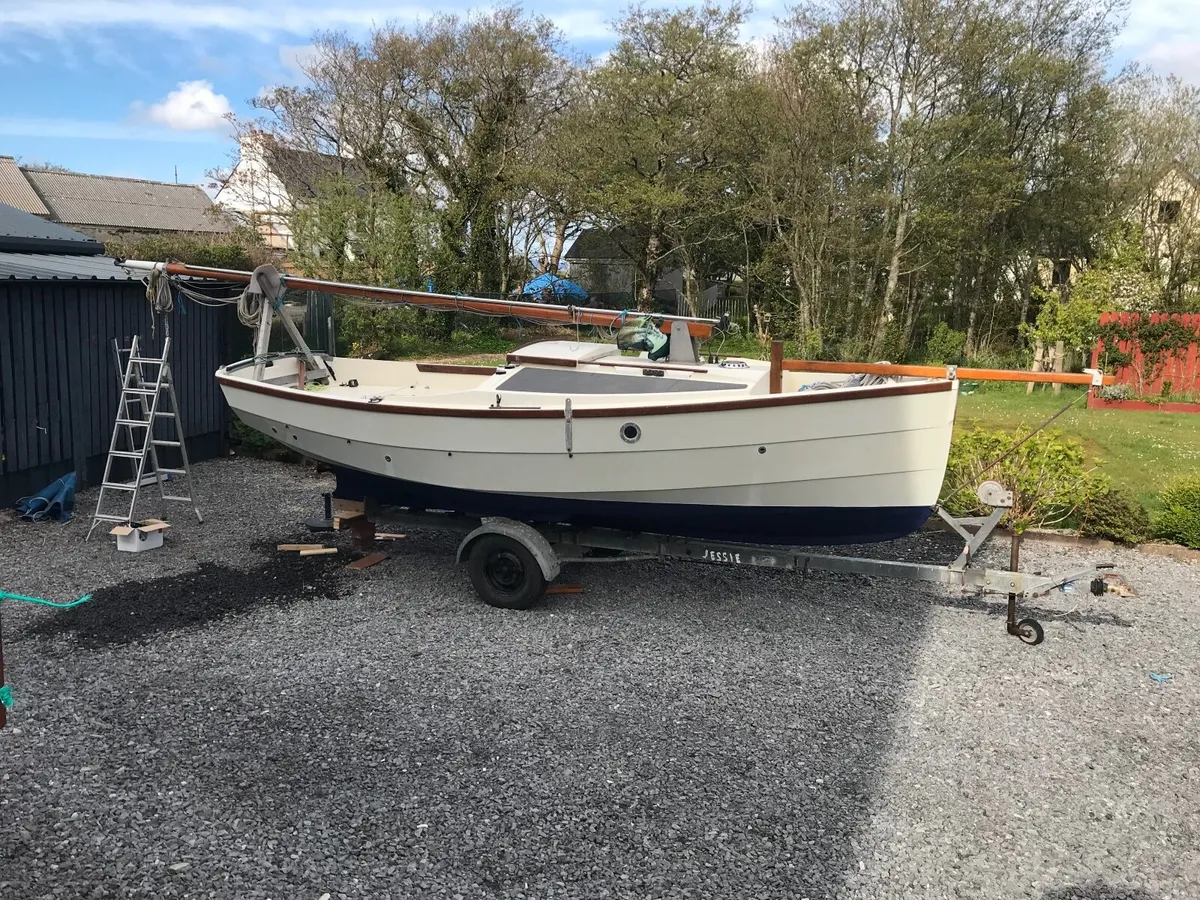 Cornish Shrimper 19  Mark I, Sailing boat - Image 1