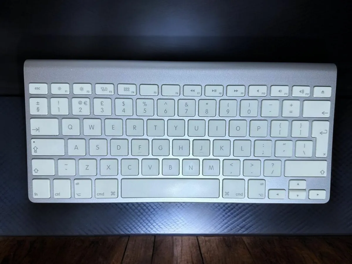 iMac 27" (Mid 2011) – Intel Core i7 / 16GB RAM / - Image 4