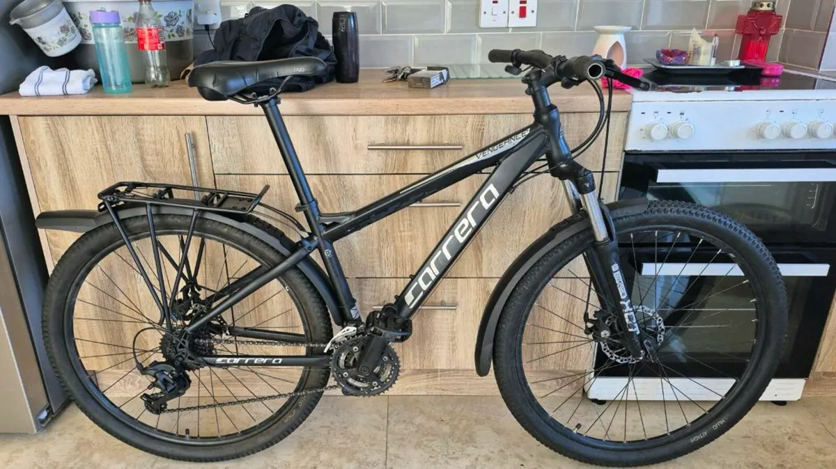 Carrera vengeance Ltd Adults hybrid mountain bike - Image 4