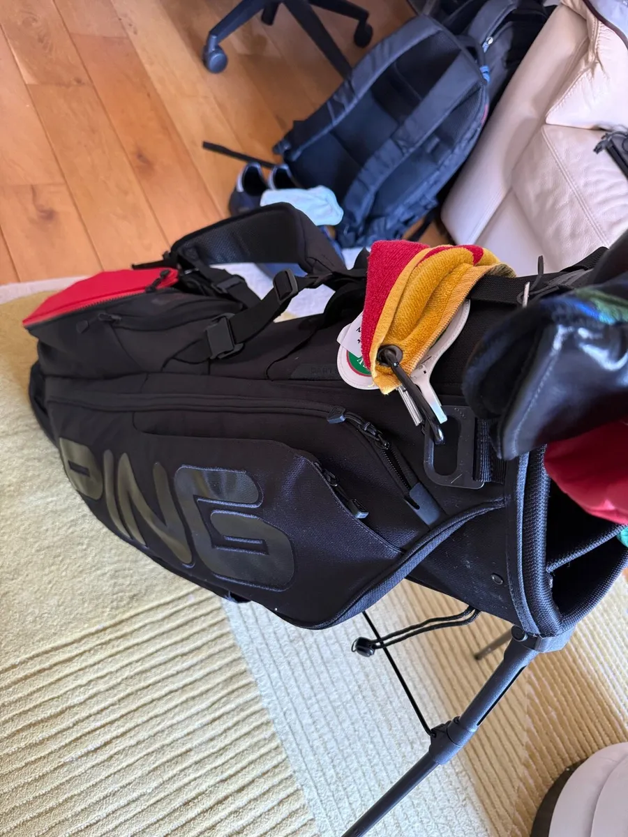 Ping hoofer bag great condition - Image 1