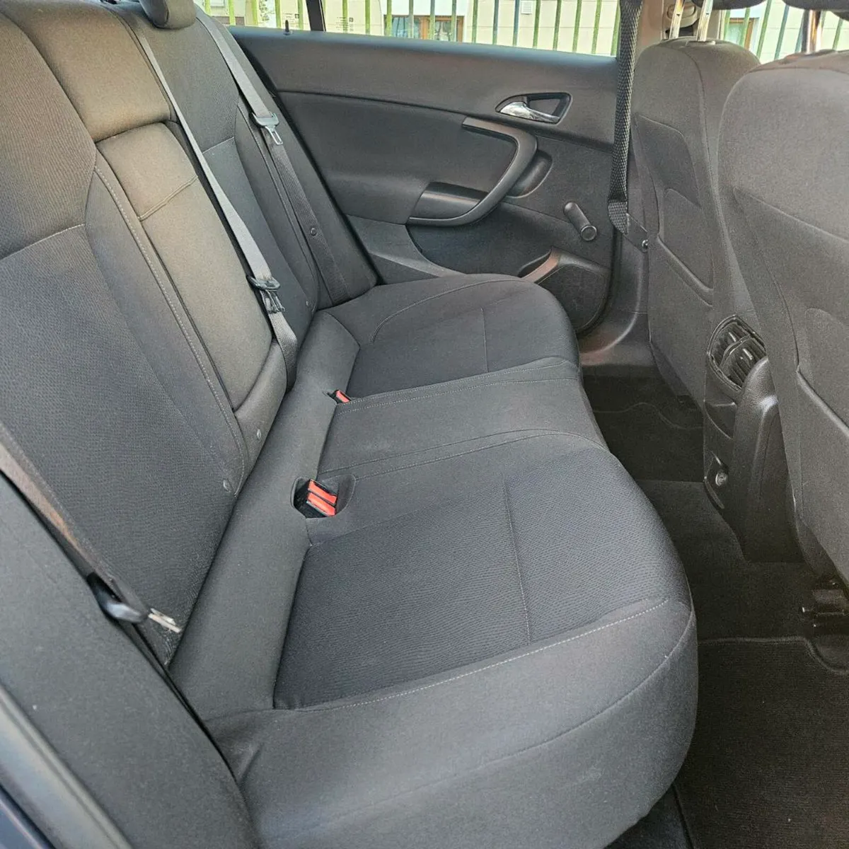 131Vauxhall insignia Automatic - Image 3