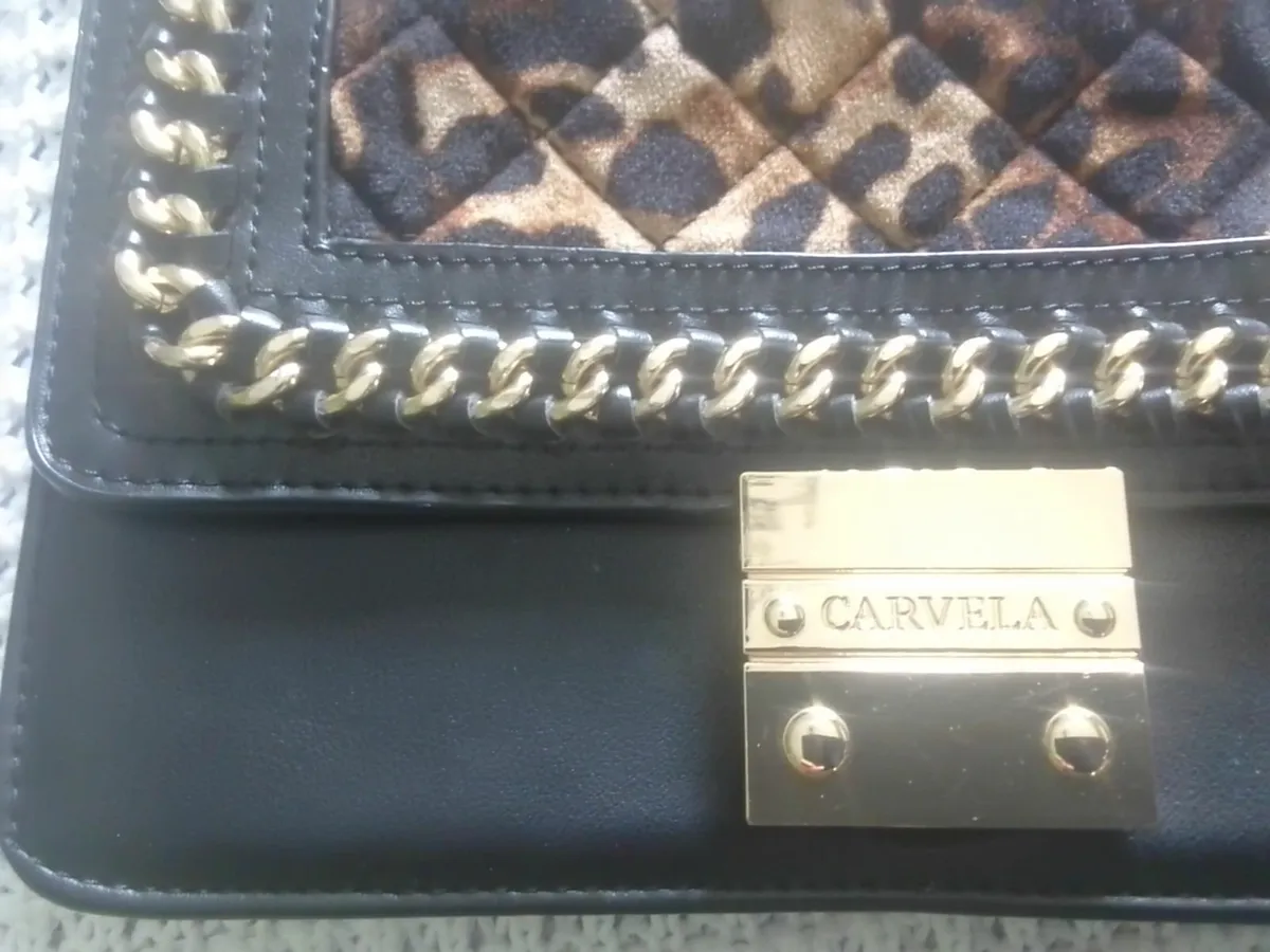 Carvela black & leopard crossbody chain bag as new - Image 4