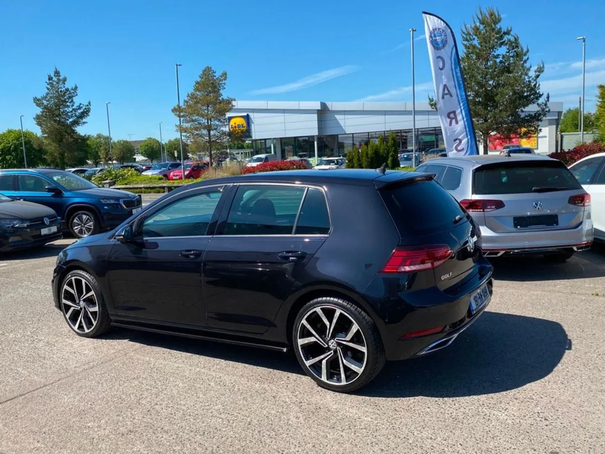 Volkswagen Golf 1.6 TDI GT 5DR - Image 3