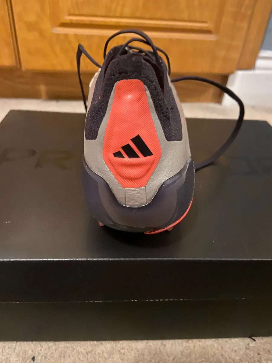 Adidas Predator Elite FG Boots Size 11.5 - Image 4