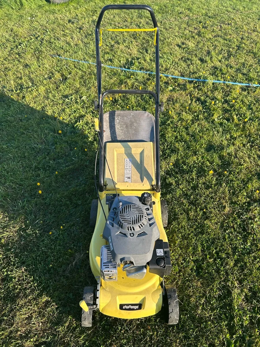 Challenge 16” push lawnmower - Image 1