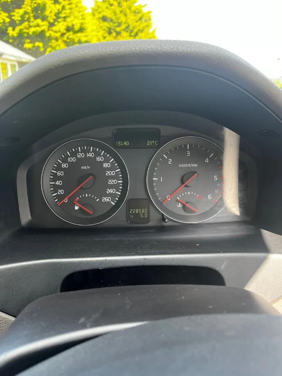 Volvo S40 2008 - Image 2