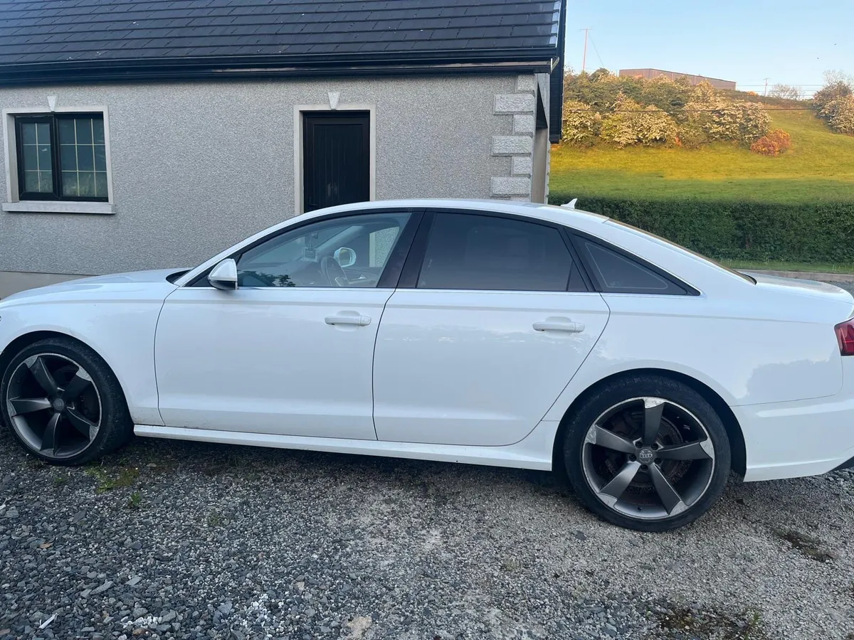 Audi A6 2015 - Image 1