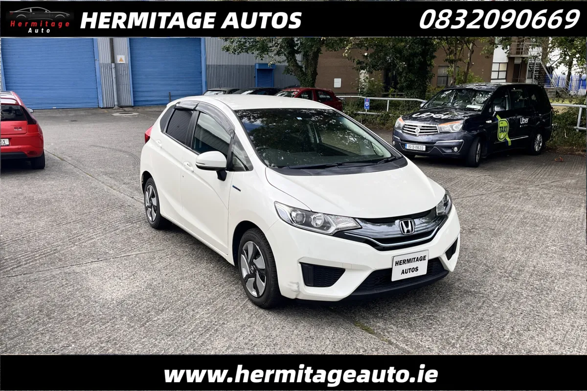 Honda Fit/Jzz 1.5 Hybrid 2014 - Image 1