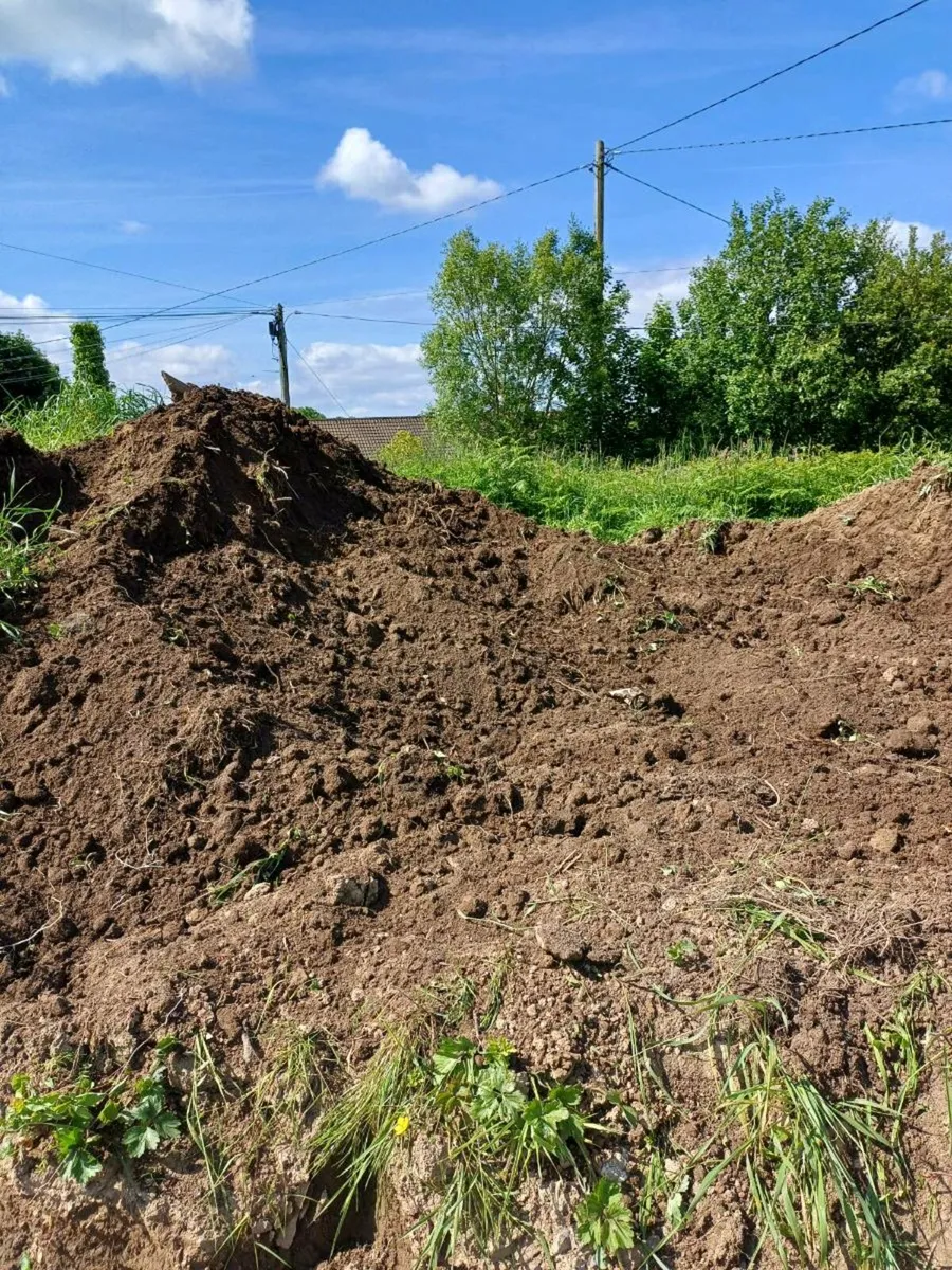 Quality Topsoil for sale - Image 1