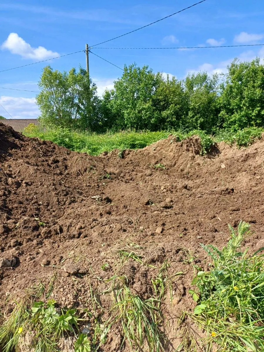 Quality Topsoil for sale - Image 2