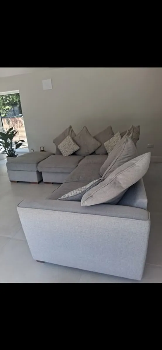 Corner Sofa - Image 1