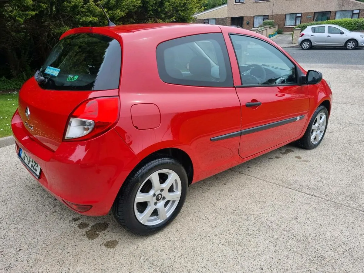 2012 Renault clio Nct Fully serviced - Image 2