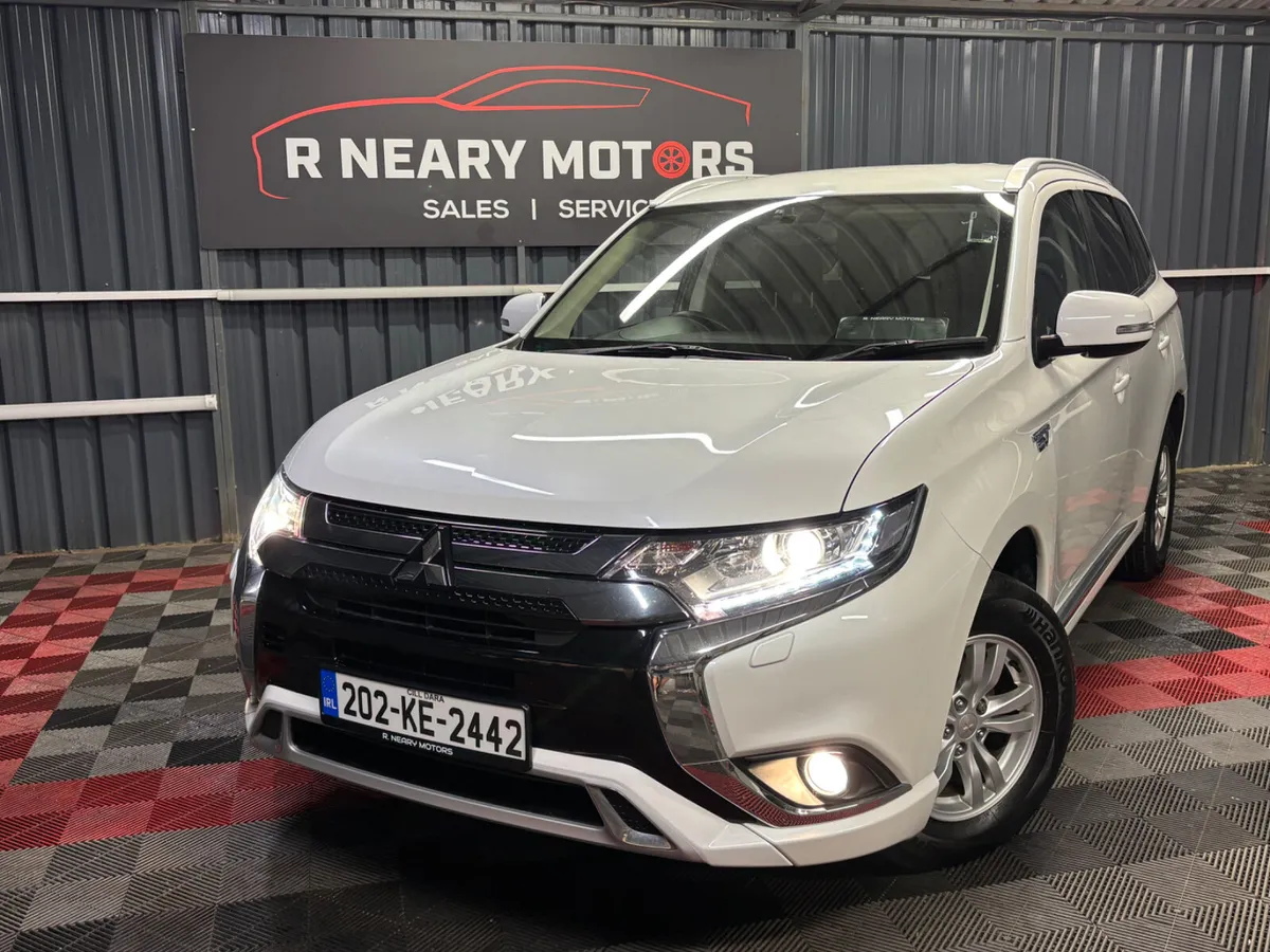2020 202 Mitsubishi Outlander intense 5 Seat PHEV - Image 1