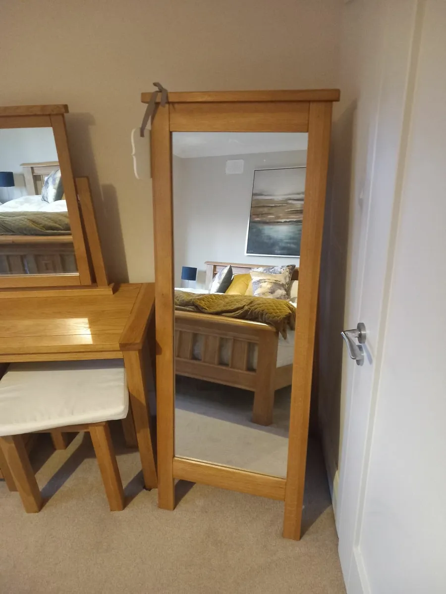 Oak vanity unit and oak mirror - Image 1