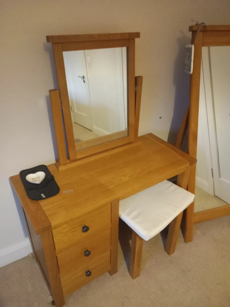Oak vanity unit and oak mirror - Image 3
