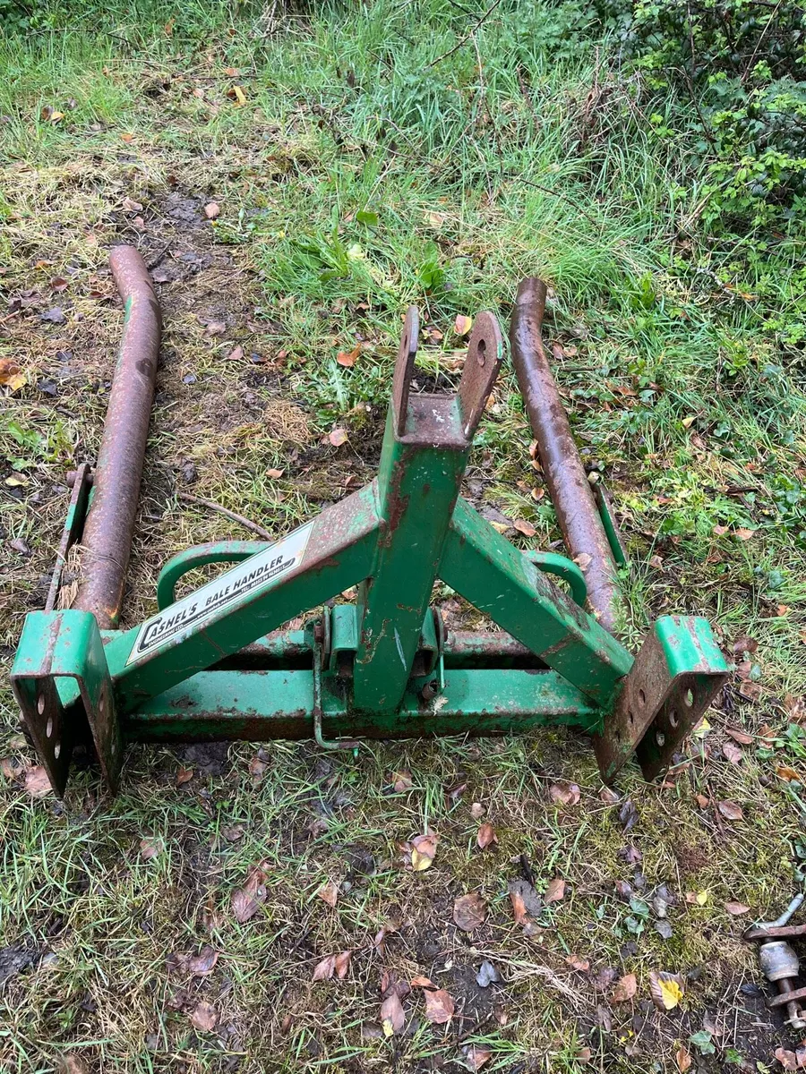 Single Cashel Bale Lifter - Image 2