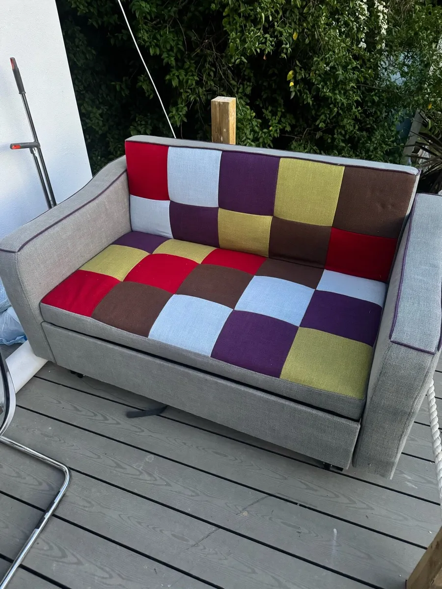 Sofabed - Image 1