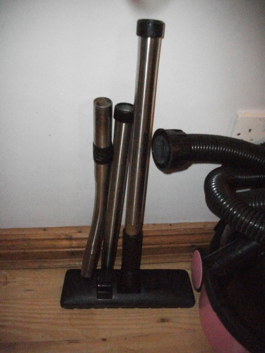 Henry  Pink Hetty  Hoover - Image 2