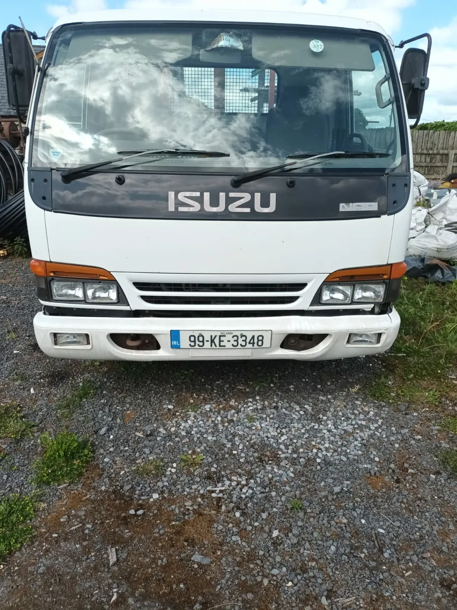 Isuzu NPR pick up truck 3.1 diesel - Image 1