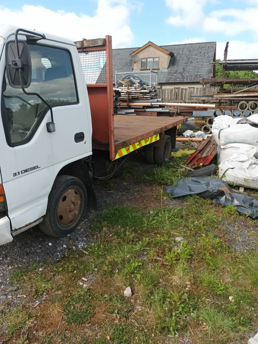 Isuzu NPR pick up truck 3.1 diesel - Image 2