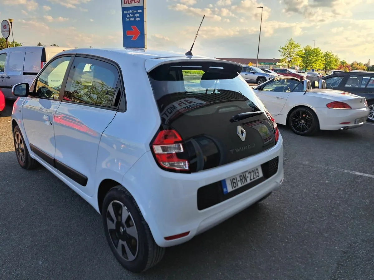 Renault Twingo 2016 1.0 Petrol 27.800 New Nct 4/27 - Image 1