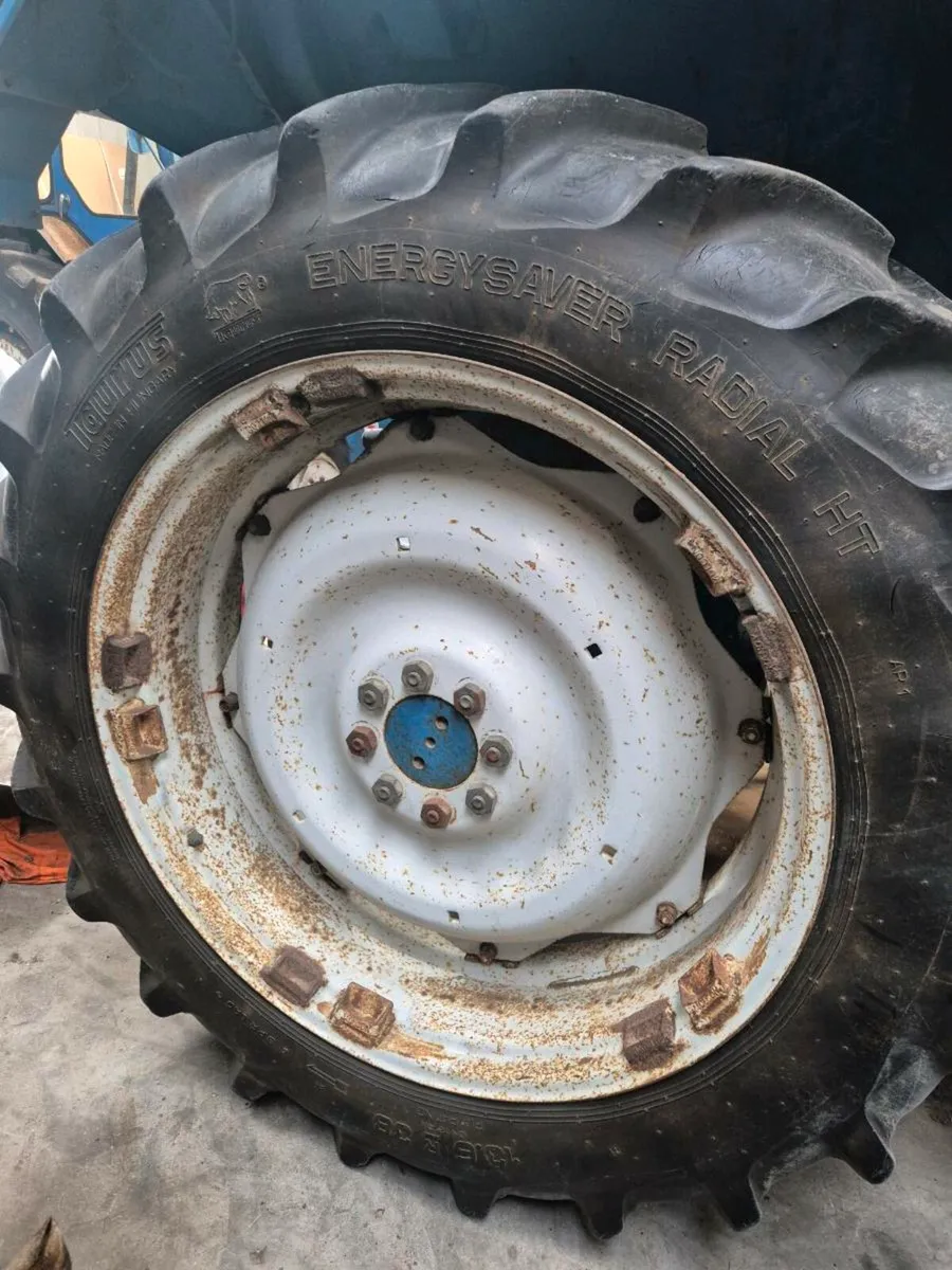 Ford 5000 wheels - Image 2