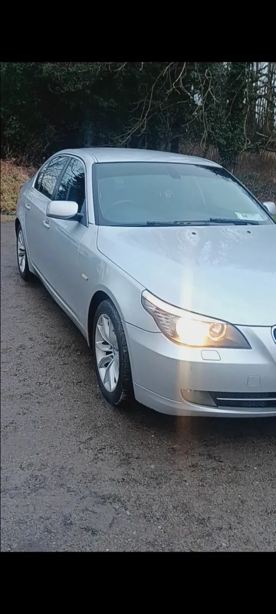 BMW 5-Series 2008 - Image 1